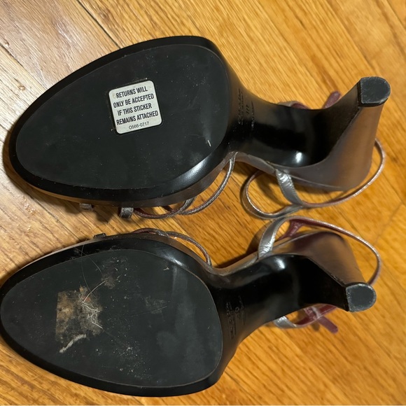 Prada Metallic Ankle Strap Heel - Silver shoes with crossed straps - Picture 8 of 16